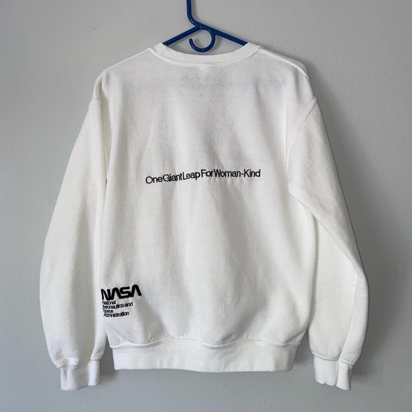 NWOT ariana grande coachella nasa crewneck - Picture 3 of 3